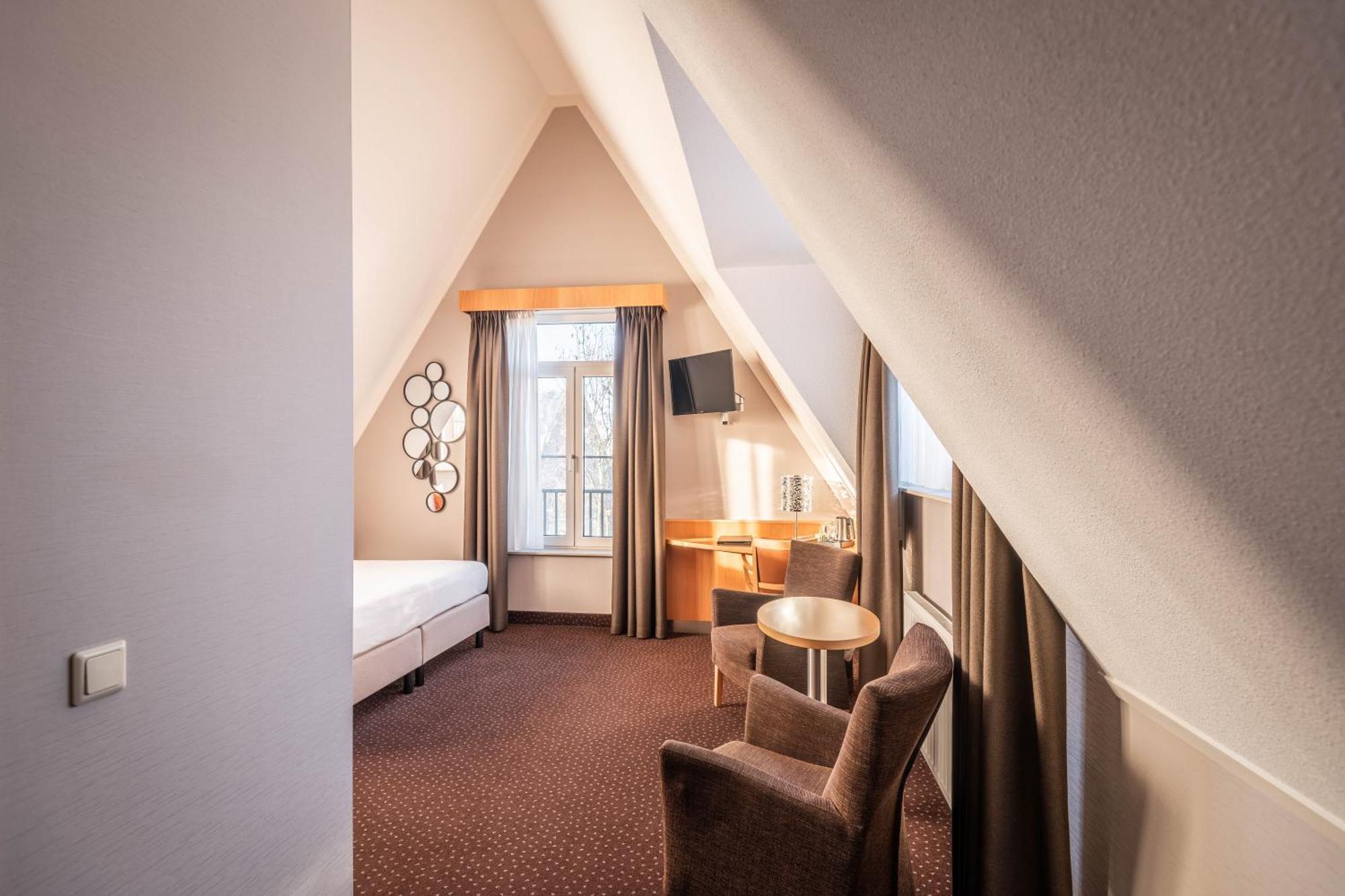 Hotel Алсмер Екстериор снимка