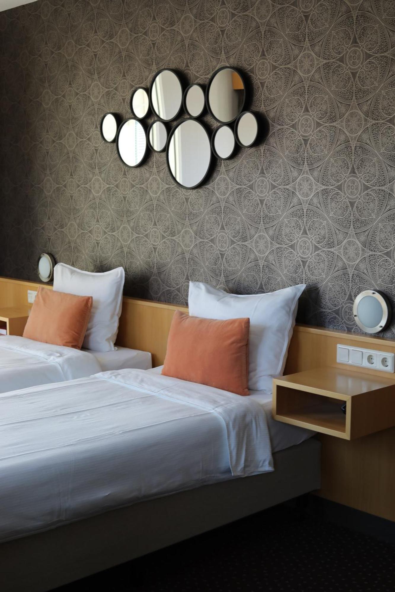 Hotel Алсмер Екстериор снимка