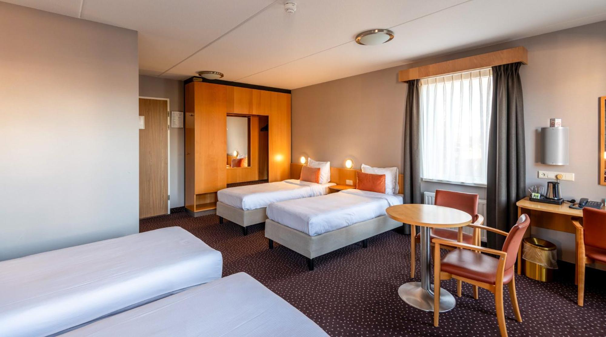 Hotel Алсмер Екстериор снимка
